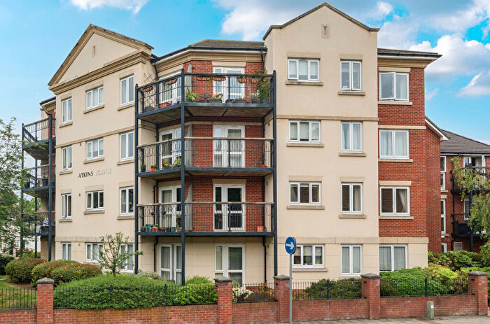 2 Bedroom Apartment For Sale In High Street, Orpington, BR6