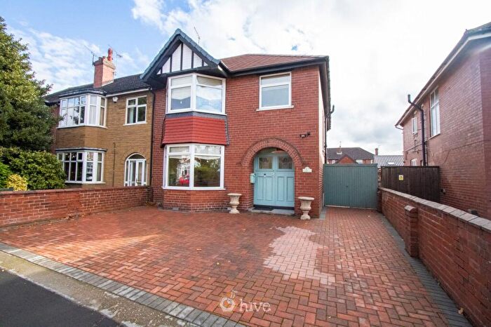 4 Bedroom End Of Terrace House For Sale In Marlborough Road, Town Fields, Doncaster, DN2