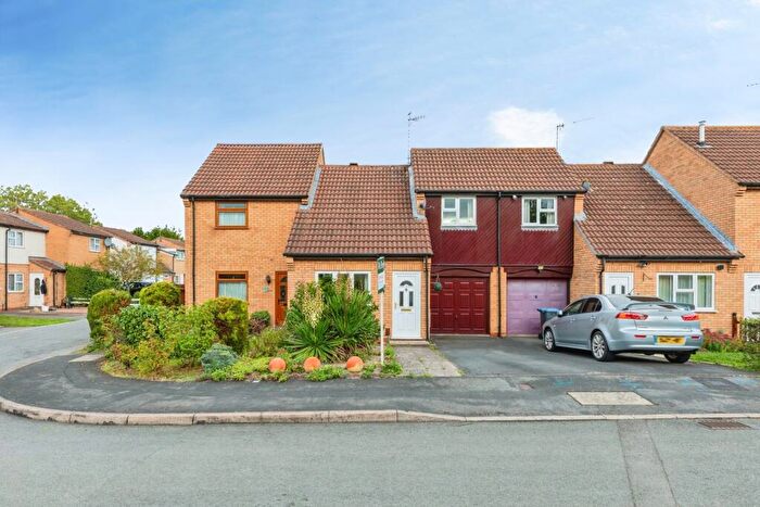 2 Bedroom Terraced House For Sale In Clover Close, Stratford-upon-Avon, Warwickshire, CV37
