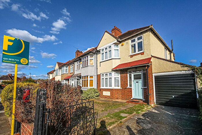 3 Bedroom End Of Terrace House To Rent In Chelford Road, Bromley, BR1