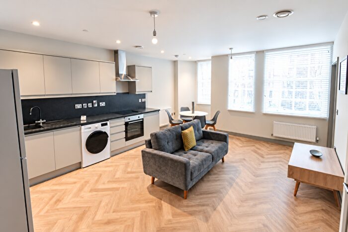 1 Bedroom Apartment To Rent In Long Row, Nottingham, NG1