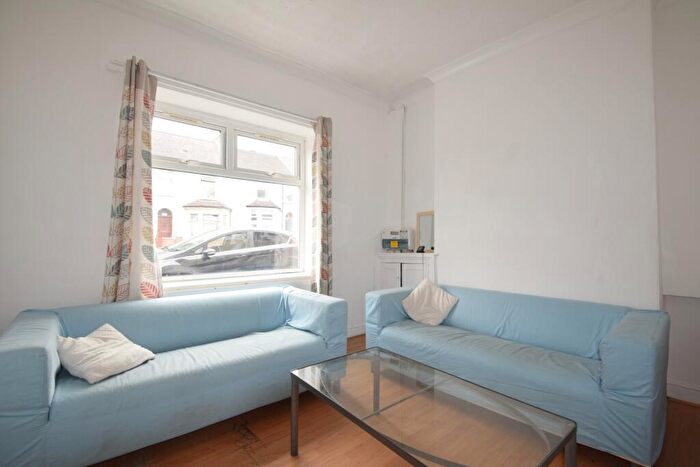 5 Bedroom House To Rent In Cathays Terrace, Cathays, CF24