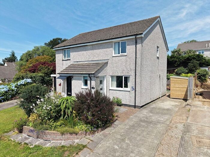 2 Bedroom Semi-Detached House For Sale In Hazelwood Road, Callington, PL17
