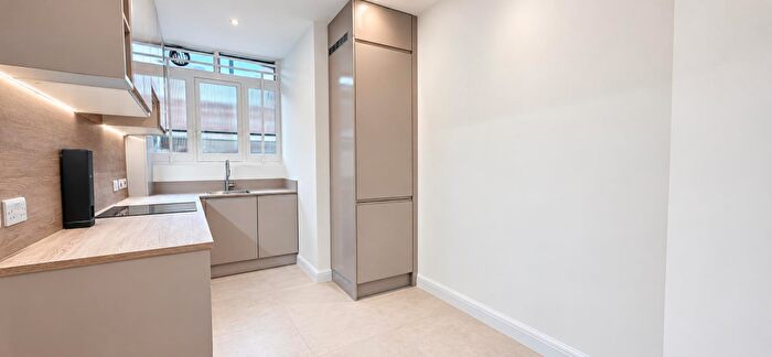 1 Bedroom Apartment To Rent In Grove End House, St Johns Wood, NW8