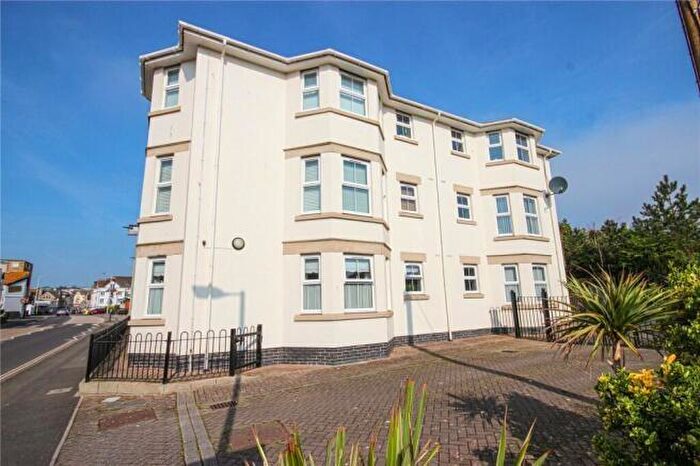 3 Bedroom Apartment For Sale In Kings Court, Harbour Road, Seaton, EX12