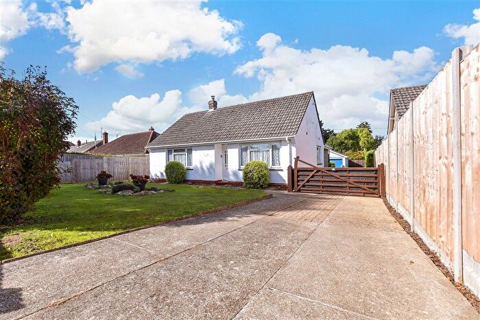 3 Bedroom Detached Bungalow For Sale In Alverstone Road, Newchurch, Isle Of Wight, PO36