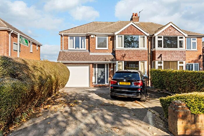 4 Bedroom Semi-Detached House For Sale In Towngate, Ossett, WF5