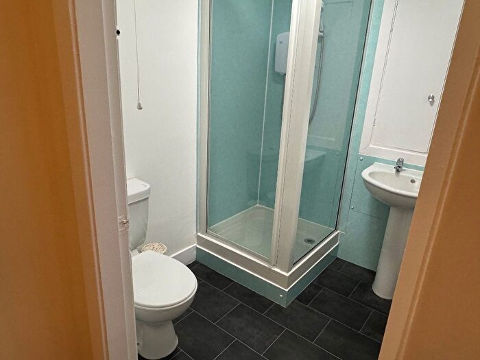 1 Bedroom Flat To Rent In Baker Street, Rosemount, Aberdeen, AB25