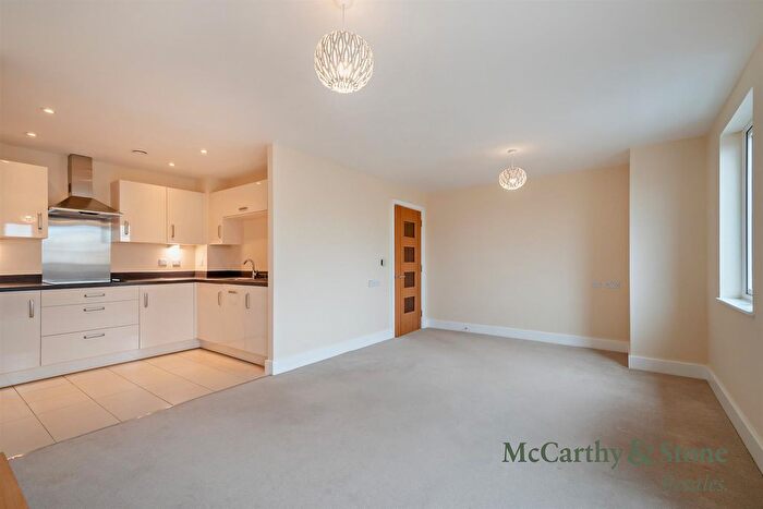 1 Bedroom Flat For Sale In Lysander House, Josiah Drive, Ickenham, Uxbridge, UB10