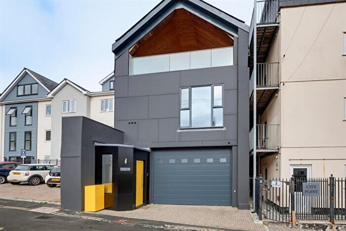 4 Bedroom Detached House For Sale In Belgrave Lane, Plymouth, PL4