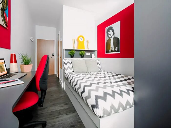 1 Bedroom Flat To Rent In Drysdale Road, Edinburgh, EH11