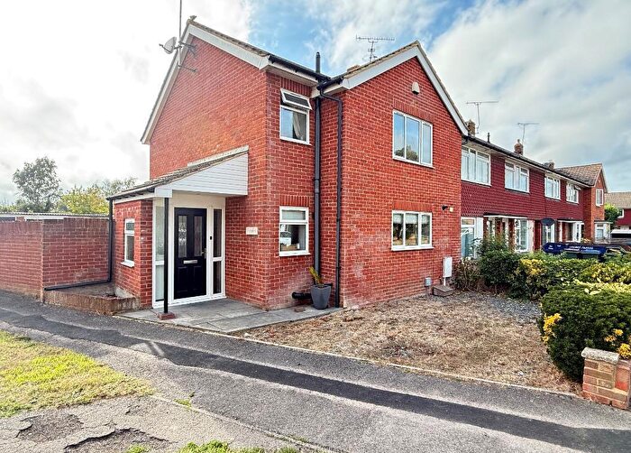 2 Bedroom End Of Terrace House For Sale In Monks Walk, Upper Beeding, BN44