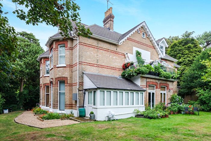 2 Bedroom Flat To Rent In Bodorgan Road, Bournemouth, BH2