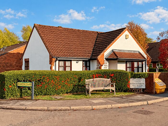 2 Bedroom Bungalow For Sale In Emerton Court, Northchurch, Berkhamsted, HP4