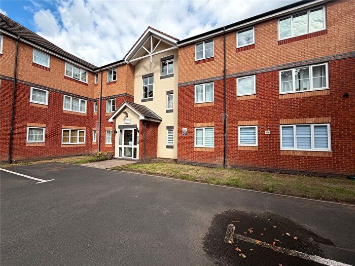 2 Bedroom Flat For Sale In Warwick Road, Sutton Coldfield, West Midlands, B73