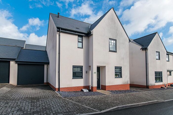 3 Bedroom Detached House For Sale In Old Quarry Drive, Exeter, EX6
