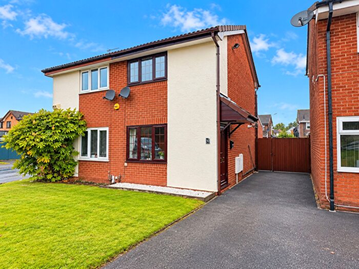 2 Bedroom Semi-Detached House For Sale In Collingwood Way, Westhoughton, BL5