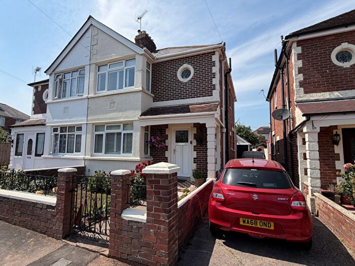 3 Bedroom Semi-Detached House For Sale In Kerswill Road, St Thomas, EX4