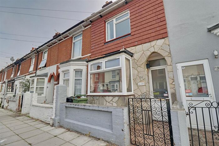 2 Bedroom Property To Rent In Lynn Road, Portsmouth, PO2