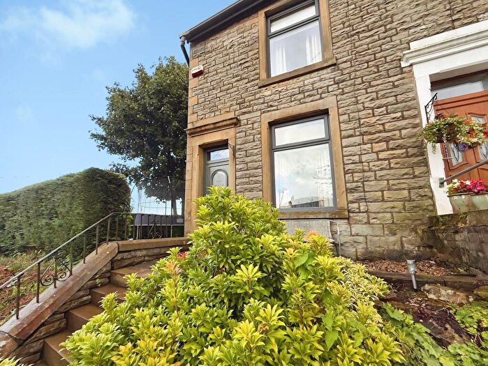 3 Bedroom End Of Terrace House For Sale In Carus Avenue, Hoddlesden, BB3