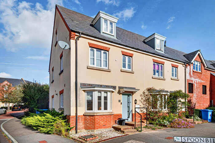 4 Bedroom Town House For Sale In Eagle Way, Bracknell, RG12