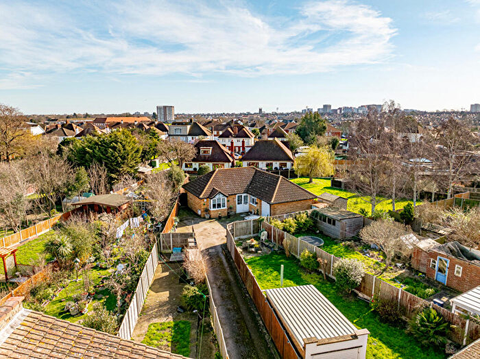 3 Bedroom Detached Bungalow For Sale In Hillborough Road, Westcliff-on-sea, SS0