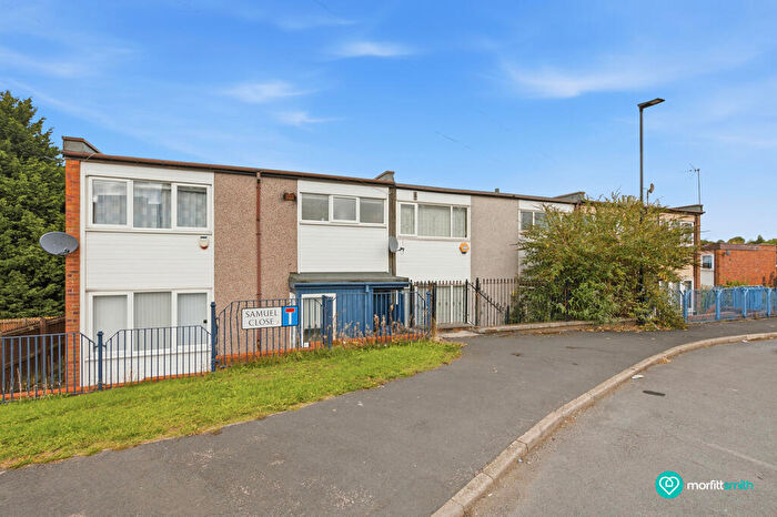 3 Bedroom Terraced House For Sale In Samuel Close, Sheffield, South Yorkshire, S2