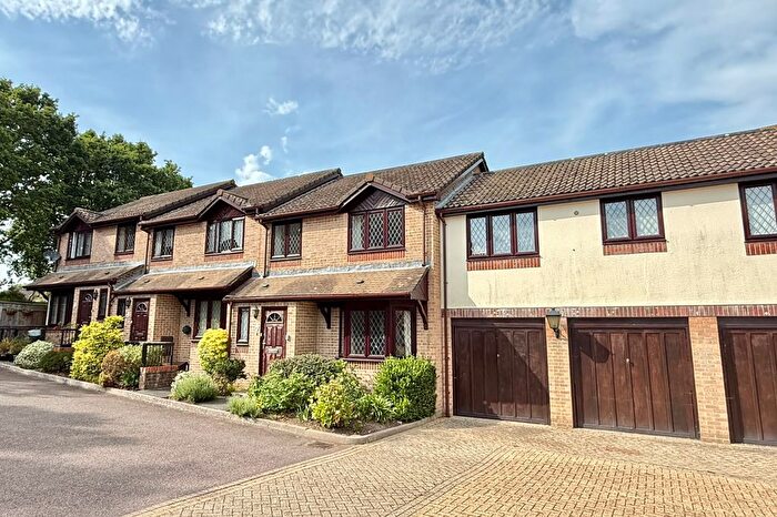 3 Bedroom Terraced House For Sale In Orchard Court, Verwood, BH31