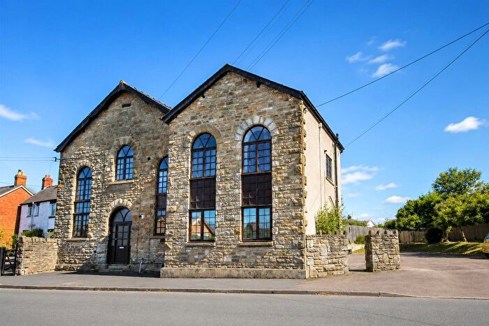 1 Bedroom Flat For Sale In Chapel Road, Berry Hill, Coleford, GL16