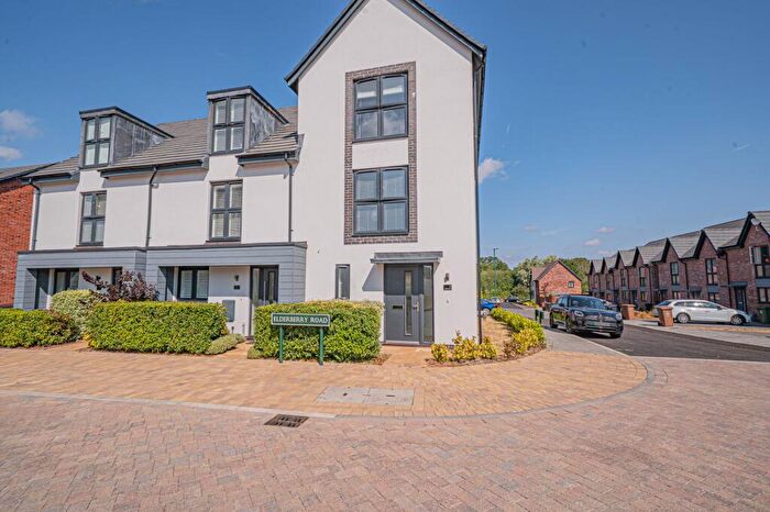 3 Bedroom Town House For Sale In Elderberry Road, Shirley, B90
