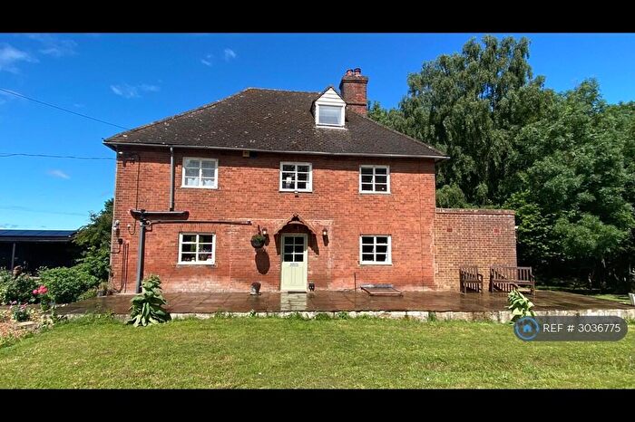 5 Bedroom Detached House To Rent In Tower Hill Lane, St. Albans, AL4