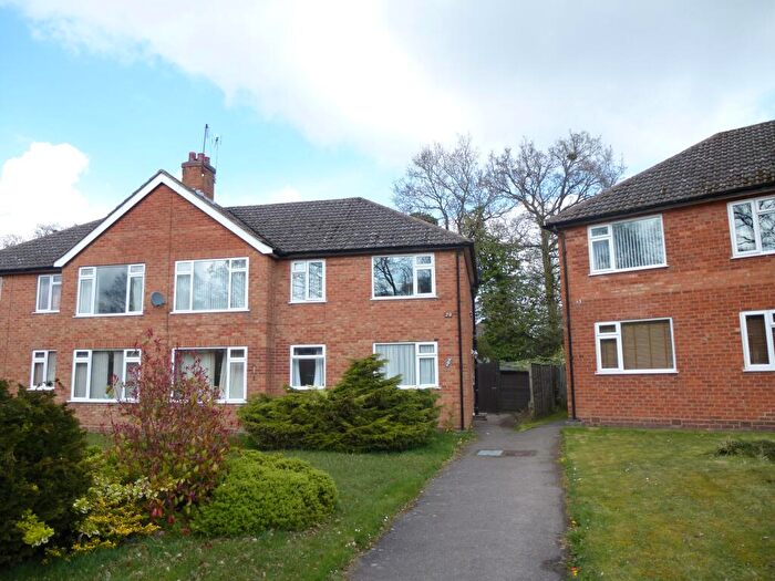 2 Bedroom Maisonette To Rent In Featherstone Crescent, Shirley, B90