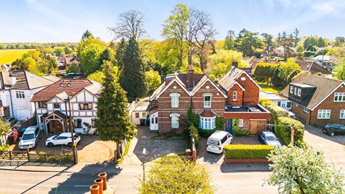 5 Bedroom Semi-Detached House For Sale In Farleigh Road, Chelsham, Warlingham, Surrey, CR6