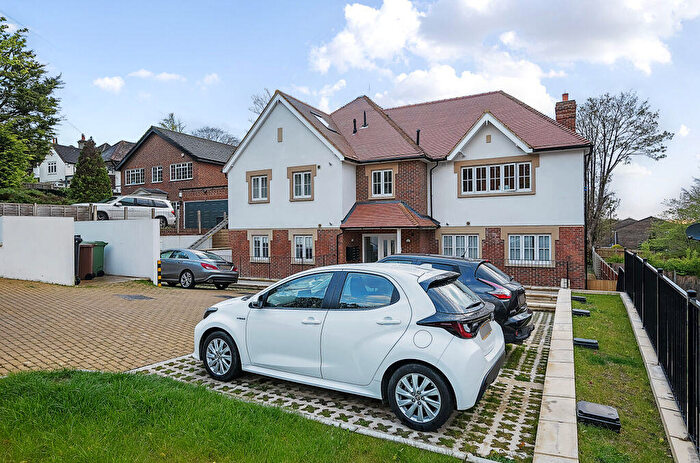 2 Bedroom Apartment To Rent In Selcroft Road, Purley, CR8