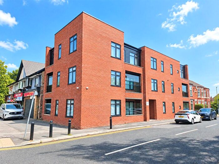 1 Bedroom Flat To Rent In Chester Court, Esher Road, New Ferry, Wirral, CH62