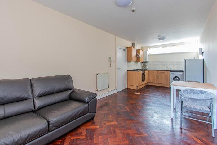 1 Bedroom Private Hall To Rent In Newport Road, Roath, CF24