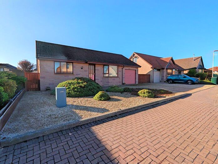 2 Bedroom Detached Bungalow For Sale In Meadow View, Hopeman, IV30