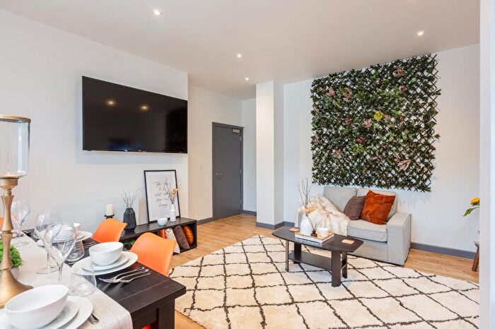 5 Bedroom Apartment To Rent In Tyro Student Luxury Accommodation, - Fawcett Street, Sunderland, SR1