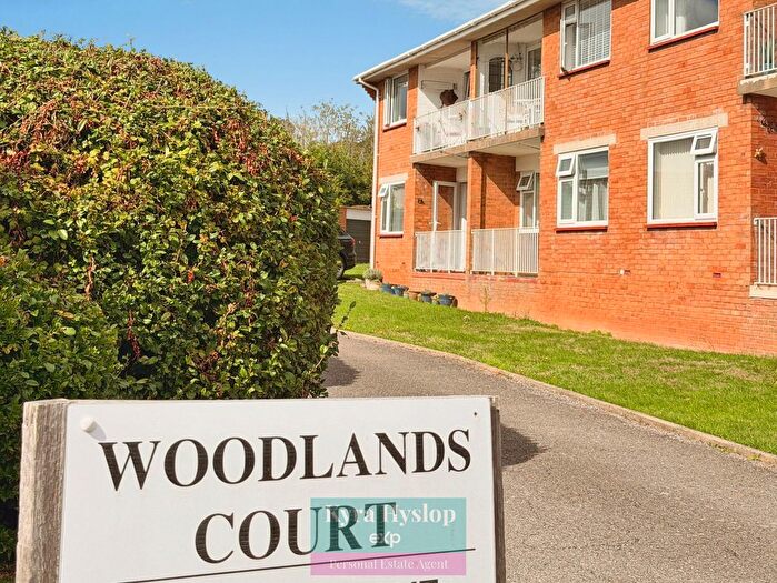 2 Bedroom Flat For Sale In Hulham Road, Exmouth, EX8