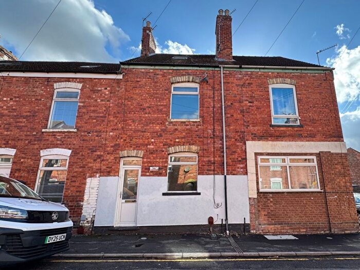 4 Bedroom Terraced House To Rent In Tower Street, Gainsborough, DN21