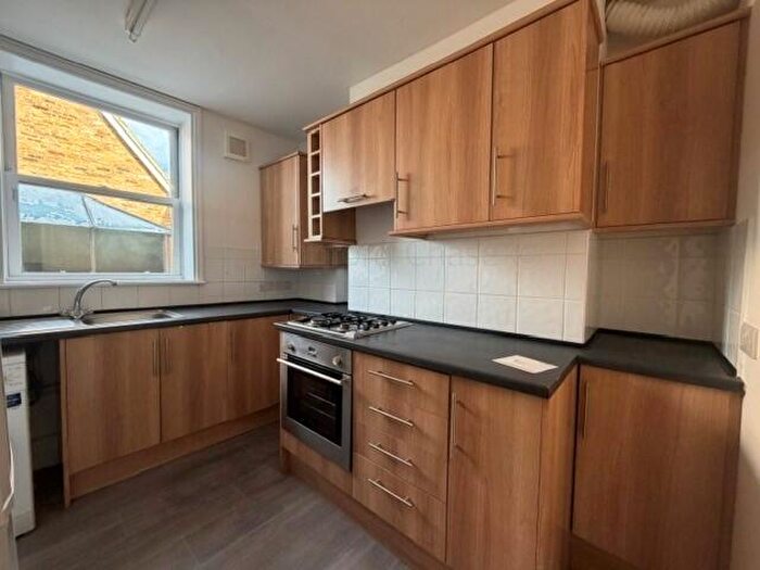 1 Bedroom Flat To Rent In Darby Drive, Waltham Abbey, EN9