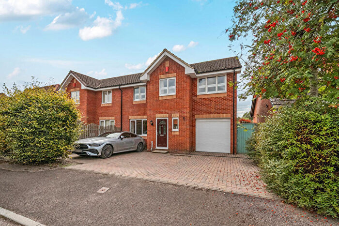 4 Bedroom Semi-Detached House For Sale In The Glebe, All Cannings, Devizes, SN10