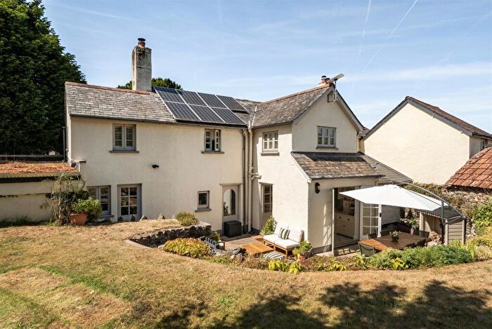 3 Bedroom Semi-Detached House For Sale In Christow, Exeter, EX6