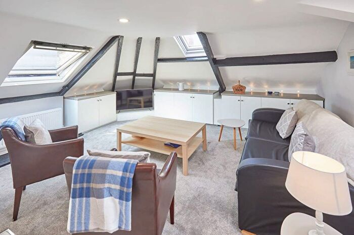 2 Bedroom Flat To Rent In Whitby, YO21