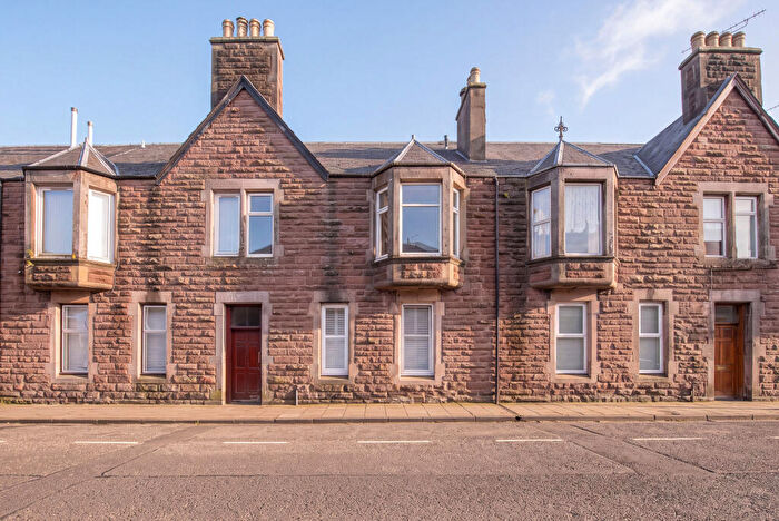 1 Bedroom Flat For Sale In Addison Terrace, Crieff, Perth And Kinross, PH7