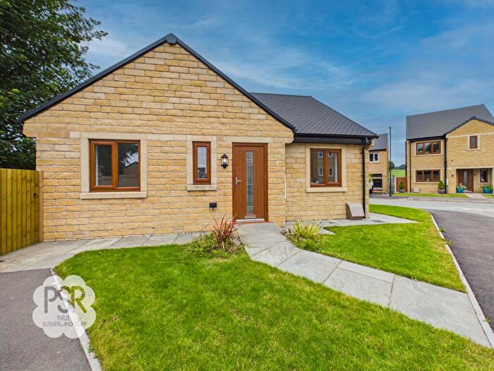 3 Bedroom Detached Bungalow For Sale In Carriageway C, Dove Holes, SK17
