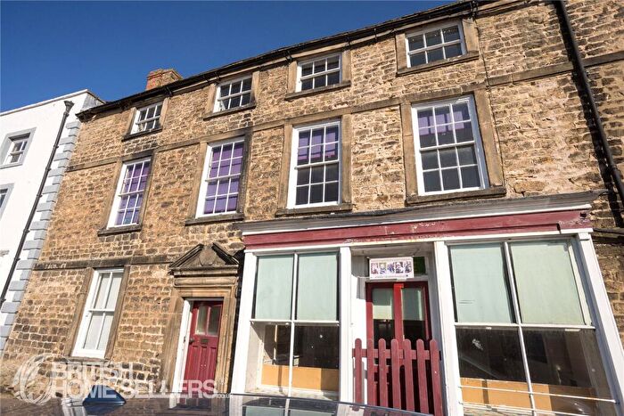 6 Bedroom Town House For Sale In North Green, Staindrop, Darlington, Durham, DL2