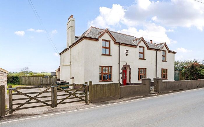 5 Bedroom Detached House For Sale In Fore Street, Langtree, Torrington, EX38