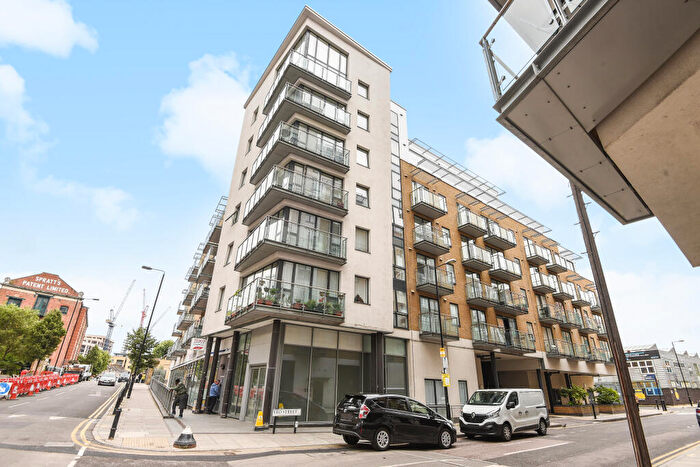 Studio To Rent In Yeo Street, London, Bow, E3