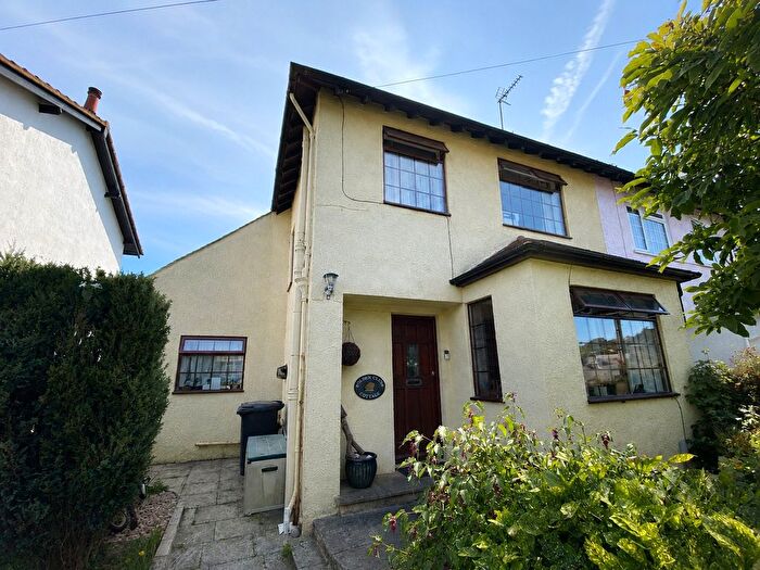 3 Bedroom Semi-Detached House For Sale In Upton Manor Road, Brixham, TQ5